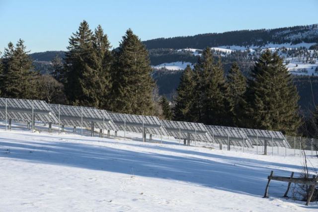 Vos panneaux solaires produisent aussi en hiver, mais moins Vos panneaux solaires produisent aussi en hiver, mais moins