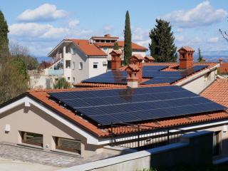 Photovoltaïque : un kWh consommé vaut plusieurs kWh revendus